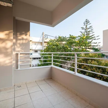 Appartement Town, 3 Min To - Kyma 1