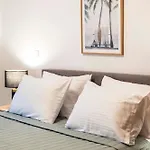 Cozy - 3 Min Walk To & Town - I 科斯镇