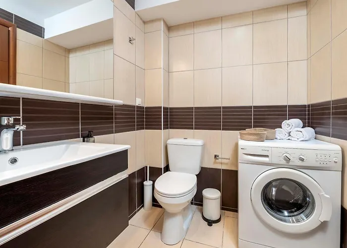 Town, 3 Min To - Kyma 1 * Kosz