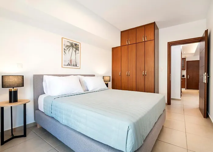 Cozy Central Stay - 3 Min Walk To Beach & Town - I Kos Town