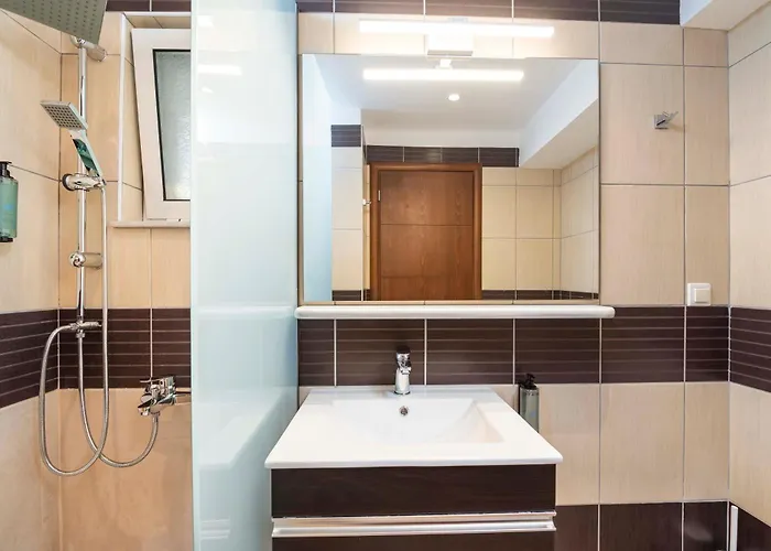 Cozy Central Stay - 3 Min Walk To Beach & Town - I * Kos Town