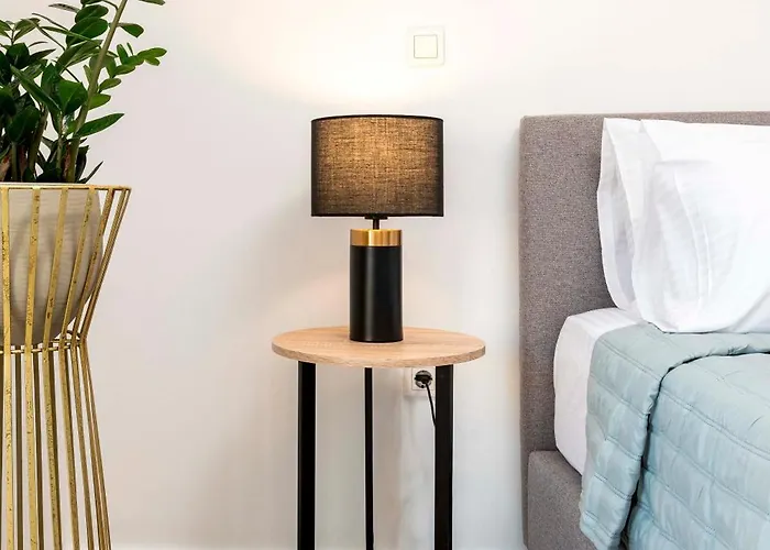 Cozy Central Stay - 3 Min Walk To Beach & Town - I Kos Town