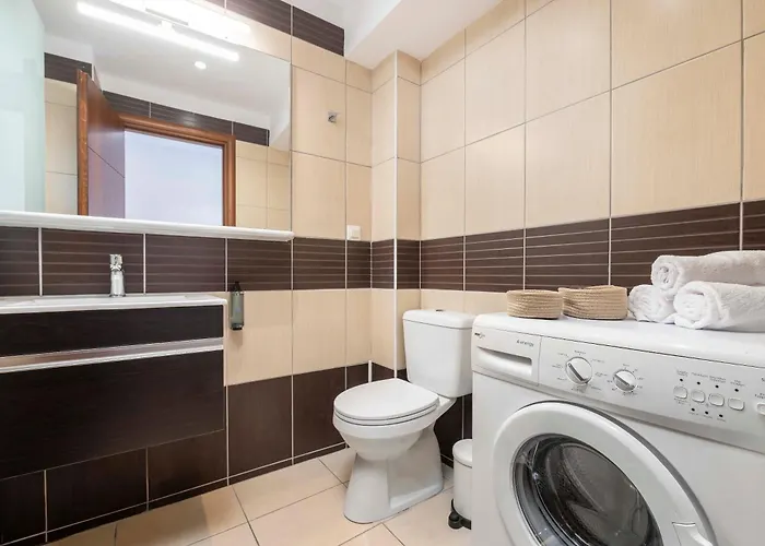 Town, 3 Min To - Kyma 1 Apartman